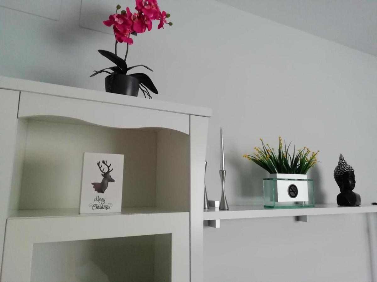 Carihuela New Design On Beach Torremolinos Bagian luar foto